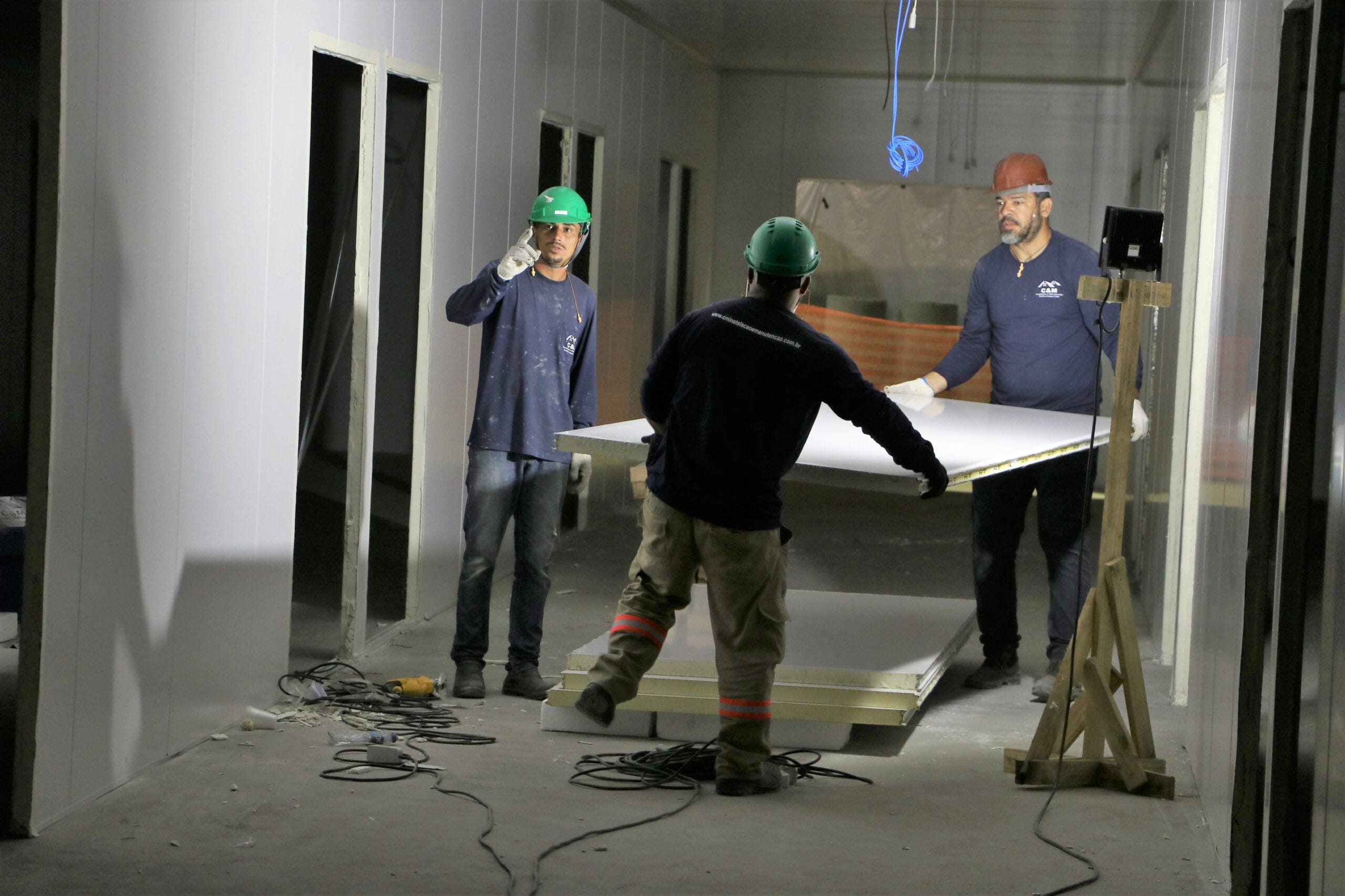 Construção em andamento do Centro Hospitalar Covid-19 da Fiocruz. Rio de Janeiro (RJ), 15 abr. 2020. Foto: Peter Ilicciev. Acervo CCS/Fiocruz.